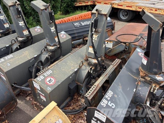 Bobcat SB200 Снегохвъргачки
