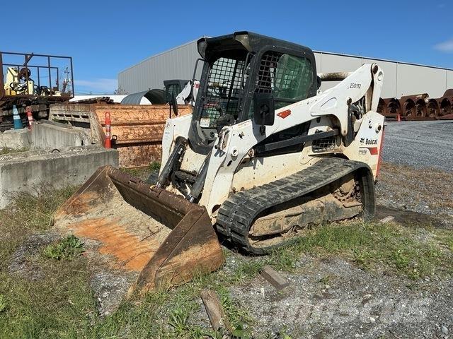 Bobcat T740 Мини товарачи
