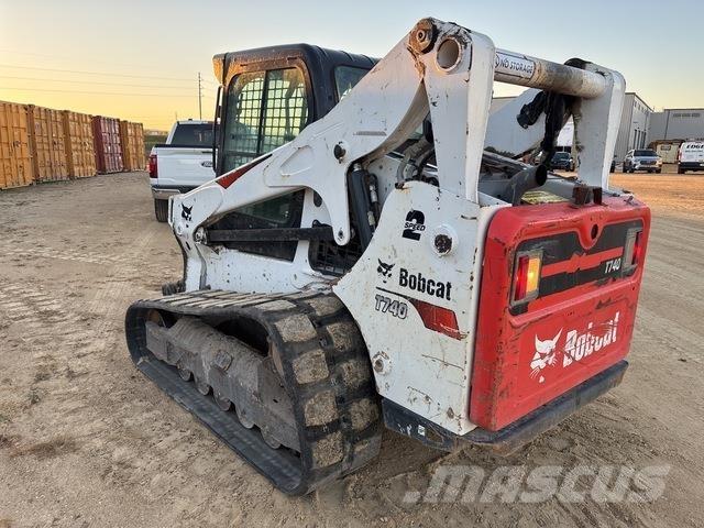 Bobcat T740 Мини товарачи
