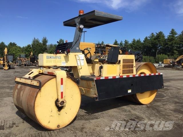 Bomag BW11AS Двойни барабанни ролки
