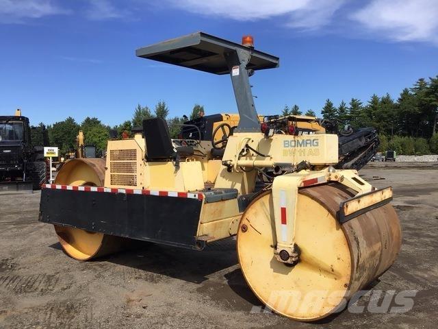 Bomag BW11AS Двойни барабанни ролки
