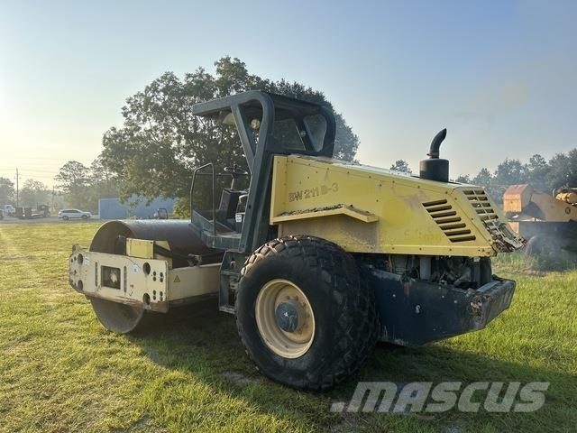 Bomag BW211D-3 Еднобарабанни ролки
