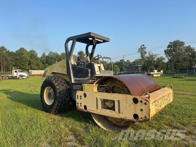 Bomag BW211D-3 Еднобарабанни ролки
