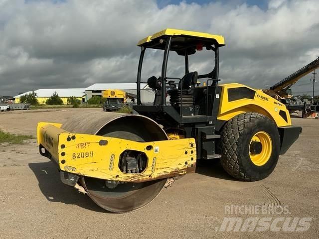 Bomag BW211D-5 Еднобарабанни ролки
