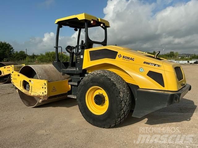Bomag BW211D-5 Еднобарабанни ролки
