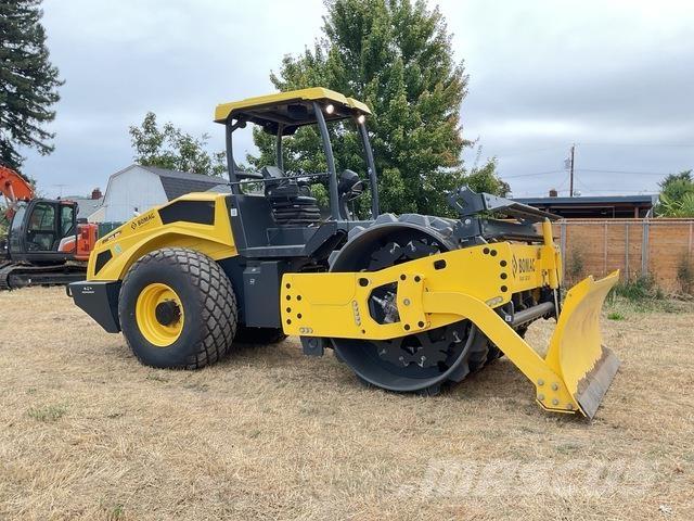 Bomag BW213DH Еднобарабанни ролки
