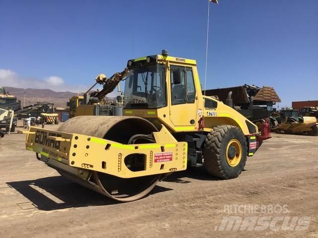 Bomag BW219DH-4 Еднобарабанни ролки
