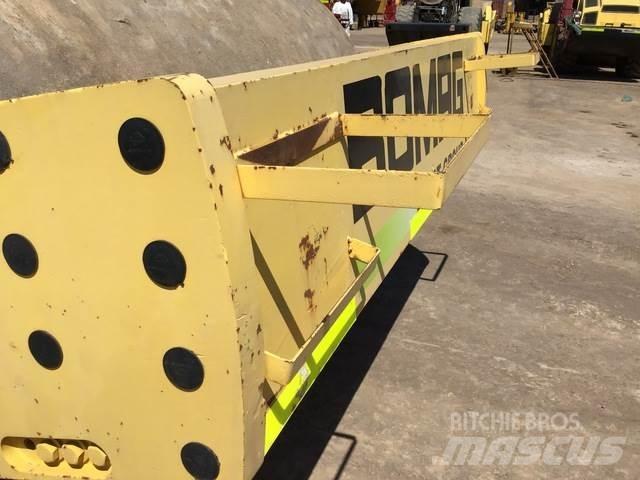 Bomag BW219DH-4 Еднобарабанни ролки
