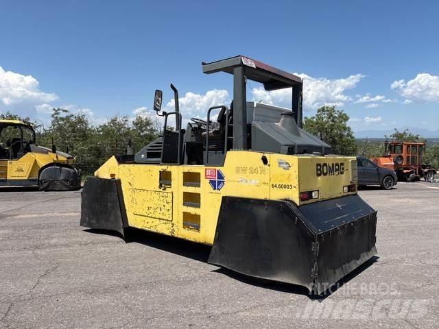 Bomag BW24R Пневматични гумени  ролки
