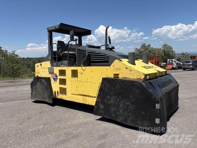 Bomag BW24R Пневматични гумени  ролки
