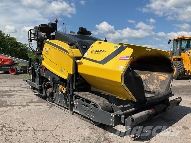Bomag CR-820T Машини за асфалт