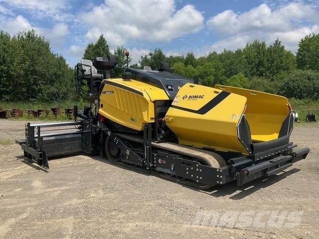 Bomag CR1030T Машини за асфалт