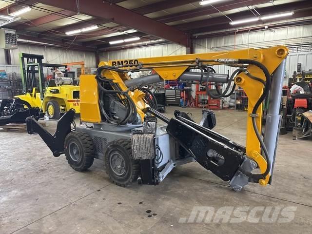 Brokk BM250E Строителство - Други