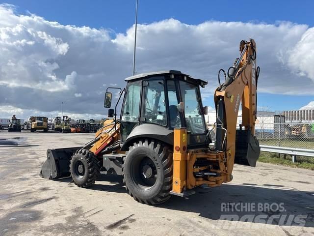 CASE 570SV Товарач със заден ексватор