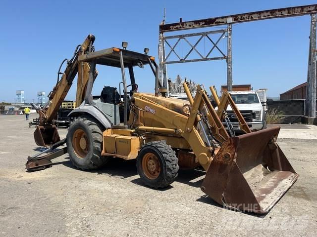 CASE 580L Товарач със заден ексватор