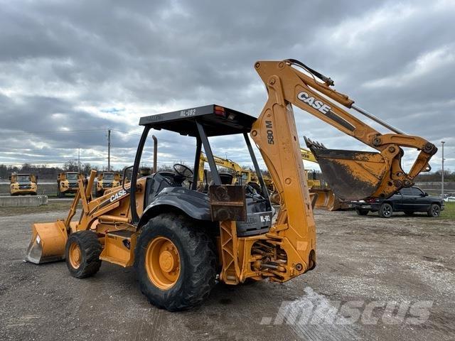 CASE 580M Товарач със заден ексватор