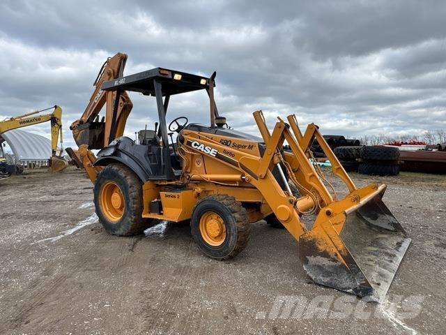 CASE 580M Товарач със заден ексватор