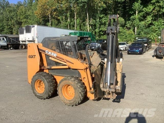 CASE 60XT Мини товарачи
