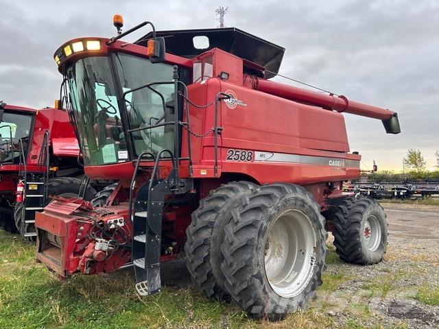 Case IH 2588 Комбайни