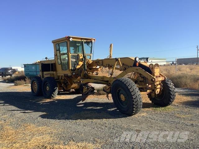 CAT 130G Грейдери