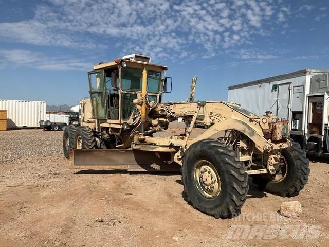 CAT 130GMIL Грейдери