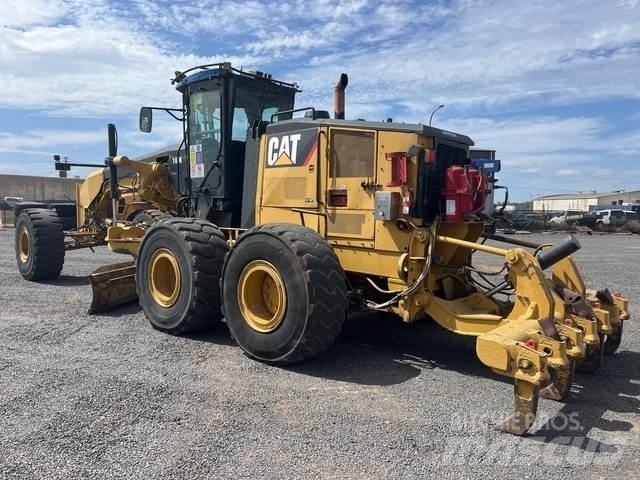 CAT 16M Грейдери