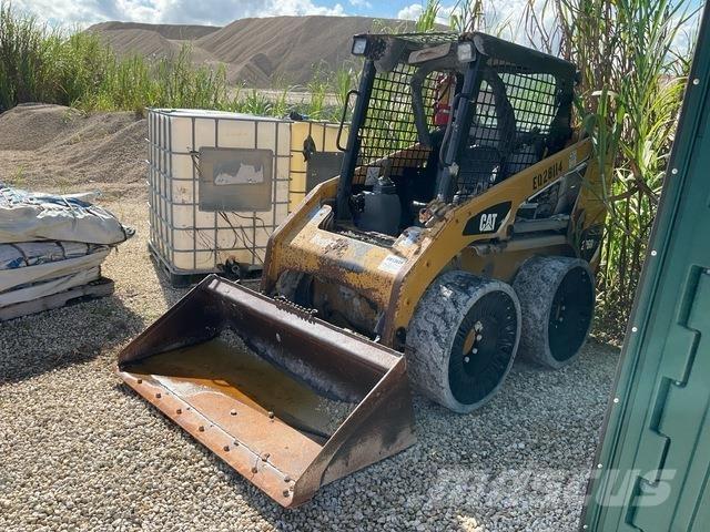 CAT 226B3 Мини товарачи
