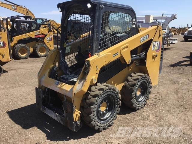 CAT 226D3 Мини товарачи
