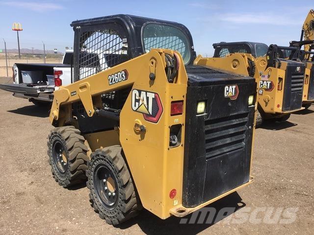 CAT 226D3 Мини товарачи
