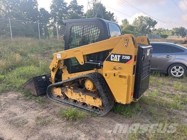 CAT 239D Мини товарачи
