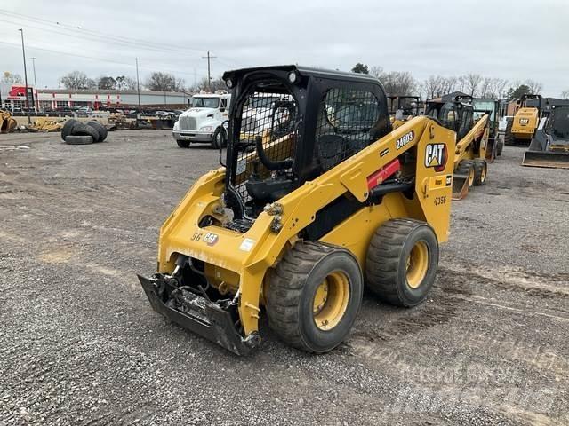 CAT 246D3 Мини товарачи
