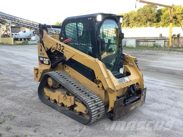 CAT 259D Мини товарачи
