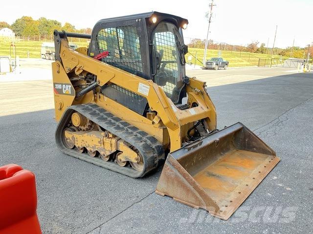 CAT 259D Мини товарачи
