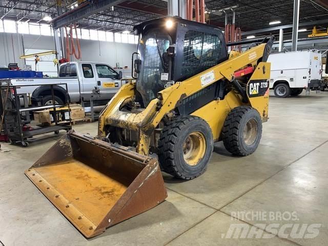 CAT 272D Мини товарачи
