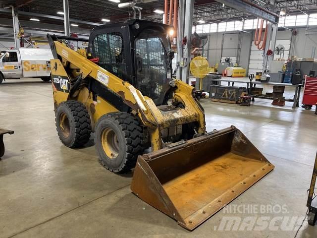 CAT 272D Мини товарачи
