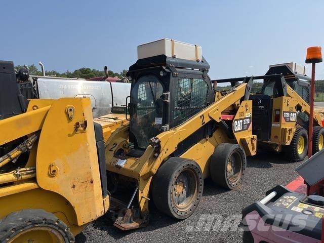 CAT 272D2XHP Мини товарачи
