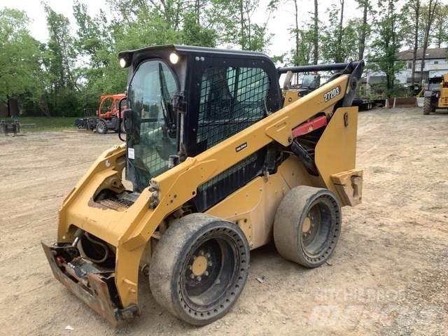 CAT 272D3 Мини товарачи
