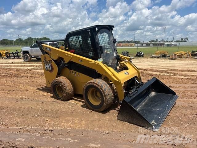 CAT 272D3 Мини товарачи

