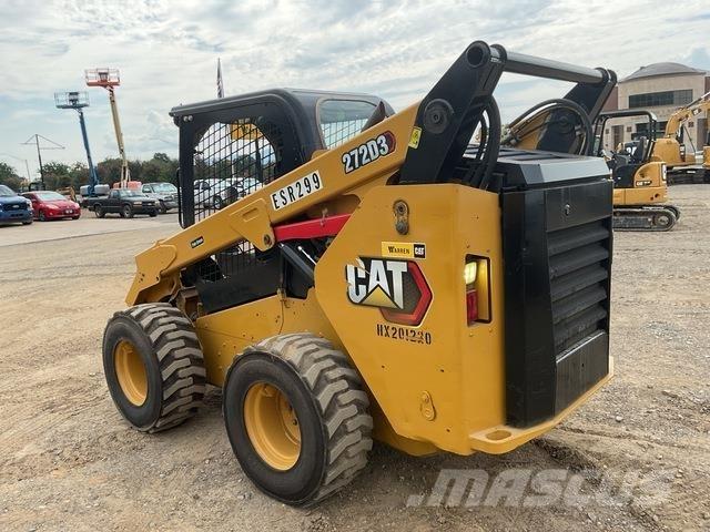 CAT 272D3 Мини товарачи

