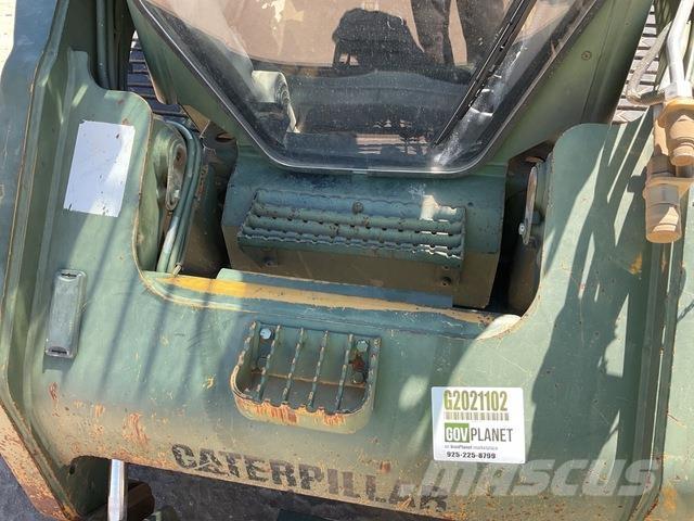 CAT 277C Мини товарачи
