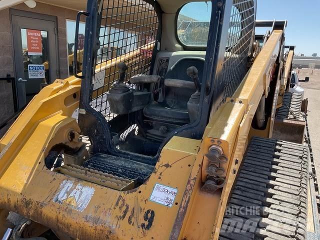 CAT 289D Мини товарачи
