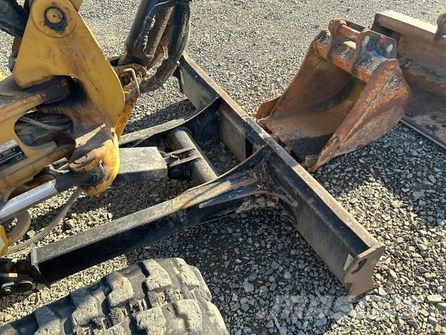 CAT 303.5 CR Мини екскаватори < 7 т