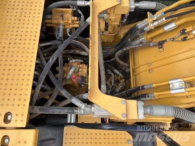 CAT 320 Верижен екскаватор
