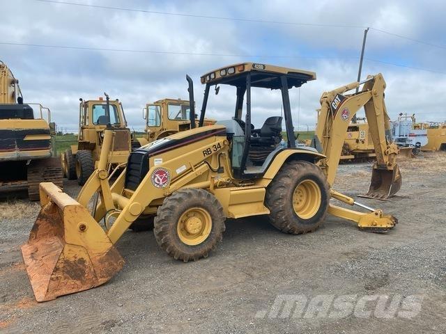 CAT 420D Товарач със заден ексватор
