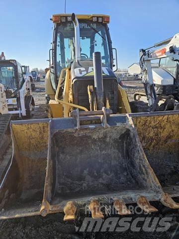 CAT 420E Товарач със заден ексватор