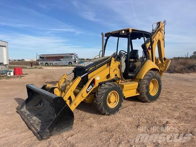 CAT 420E IT Товарач със заден ексватор