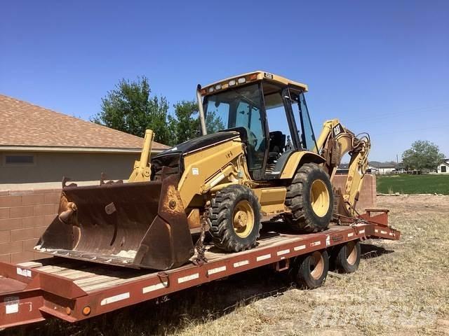 CAT 430D Товарач със заден ексватор