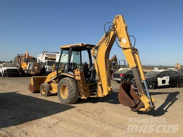 CAT 430D Товарач със заден ексватор