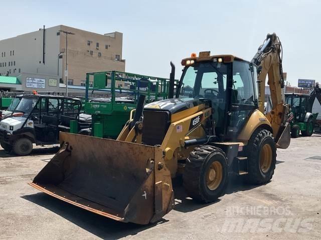 CAT 450 Товарач със заден ексватор