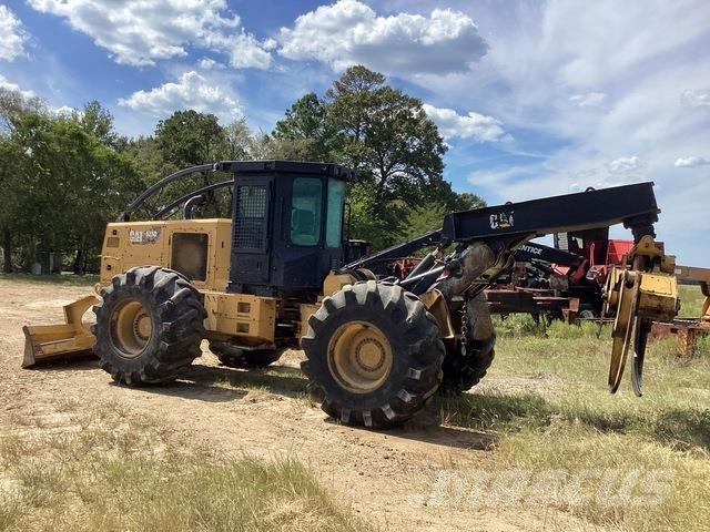 CAT 525D Скидери
